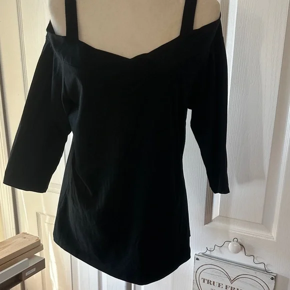 Torrid Elegant Black Off-Shoulder Top - Picture 1 of 5
